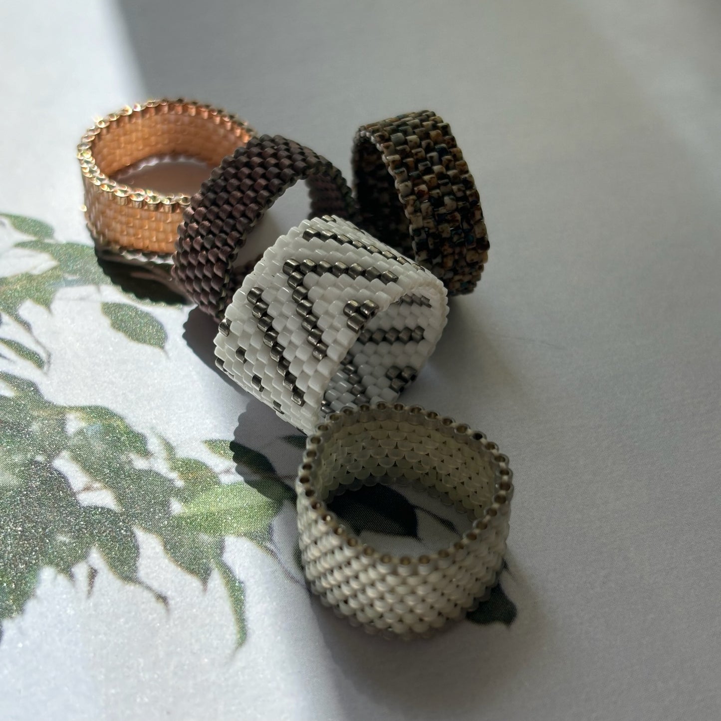 Inel White Matte and Silver- 10 rânduri, lățime 13 mm
