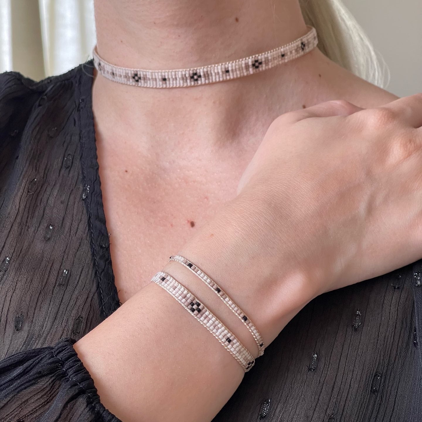 Set Brățări și Chocker Stela